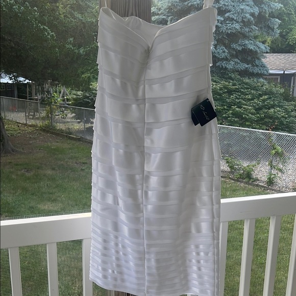 White House Black Market Bandaged Strapless Satin Dress - Picture 5 of 5